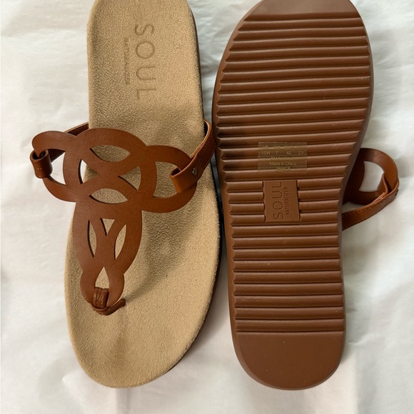 Naturalizer Brown Cutout Sandals - Picture 2 of 8
